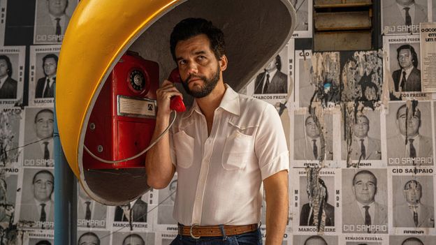 Kleber Mendonça Filho’s ‘stylish and vibrant political thriller’ could be an Oscars contender