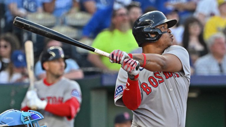 Rafael Devers shows why Red Sox should keep him at DH