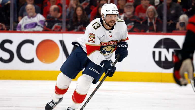 Panthers’ Sam Reinhart exits Game 2 with lower-body injury