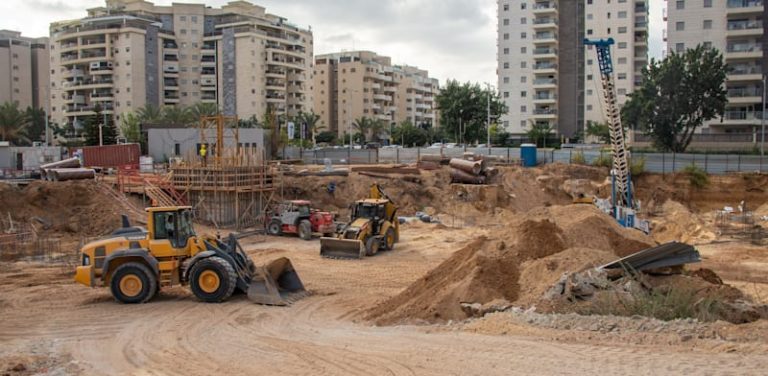 Mortgage taking in Israel remained strong in April