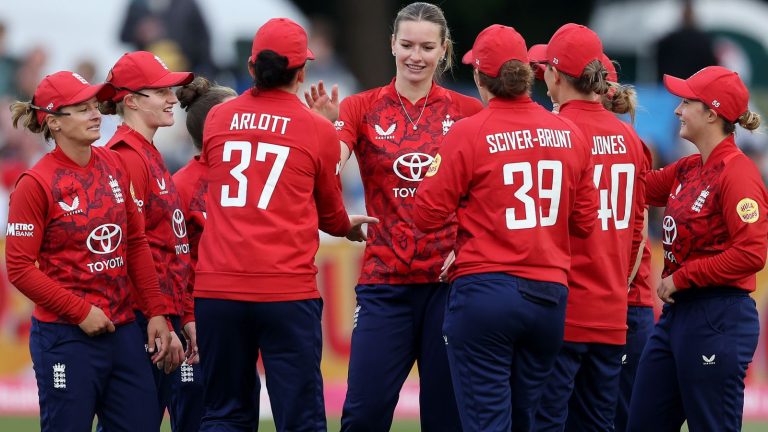 England vs West Indies: Heather Knight battles through discomfort to help hosts complete T20I series whitewash | Cricket News