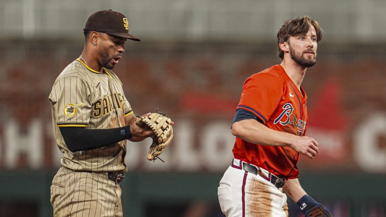 Watch: Brutal base-running mistake costs Braves in ninth inning