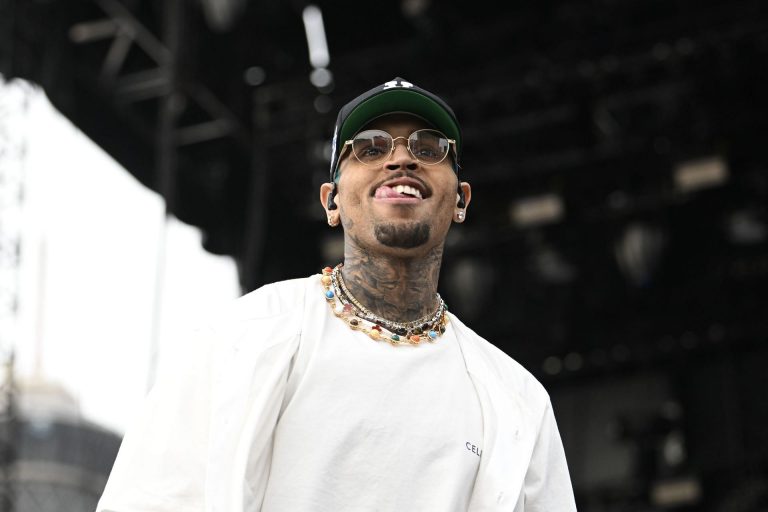 What happened at Chris Brown’s concert? Viral moment captures fan getting kicked out over drink toss