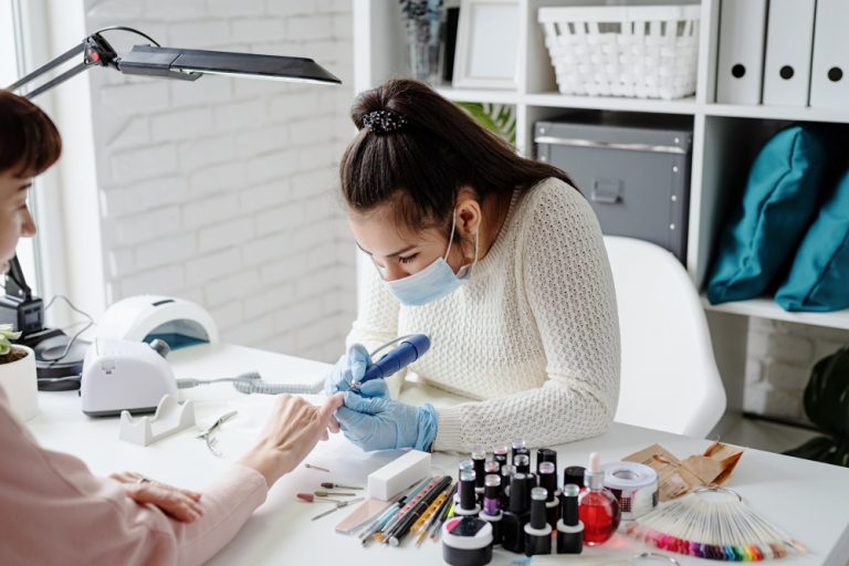 8 Nail Looks That Are Taking Over 2025
