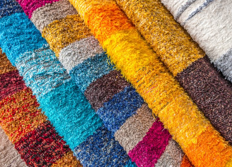The Art of Invisible Architecture: Using Washable Rugs to Block and Define Large Living Spaces