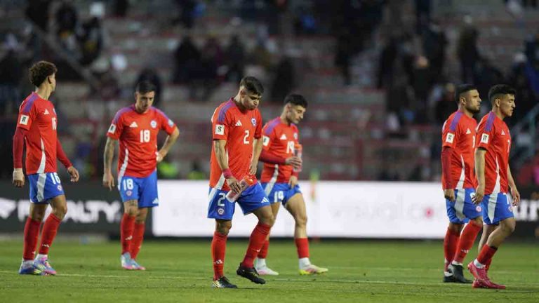 Chile loses at Bolivia, will miss third straight World Cup
