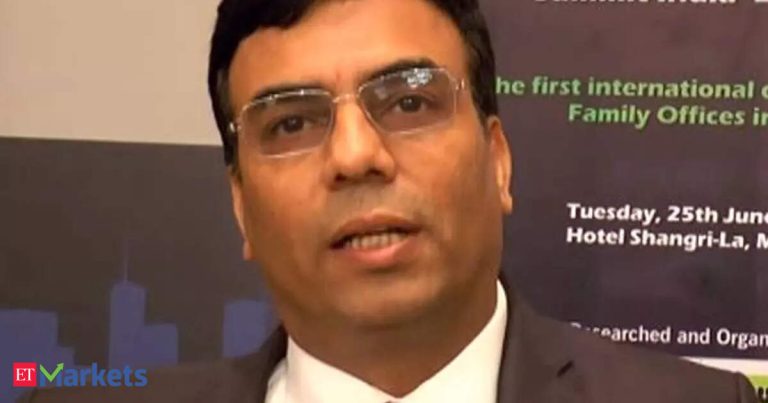 Retail investors now the smart money, HNIs more prone to panic: Sandeep Tandon