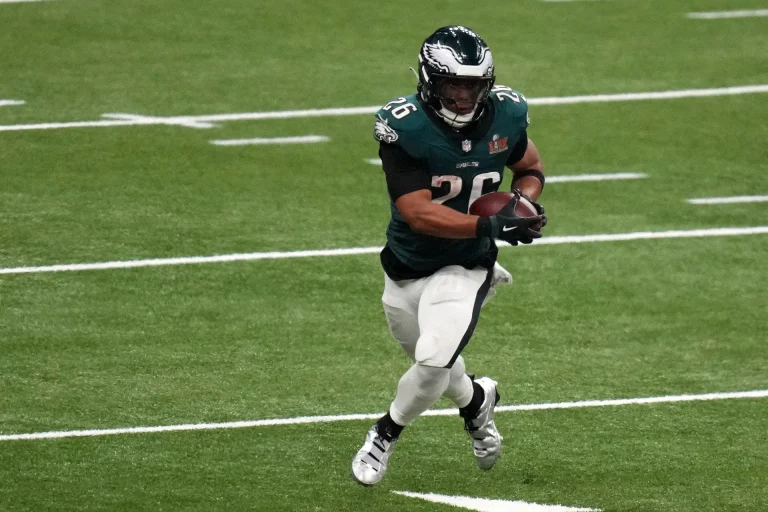 Rich Eisen backs Eagles after Saquon Barkley Madden 26 cover sparks curse talk