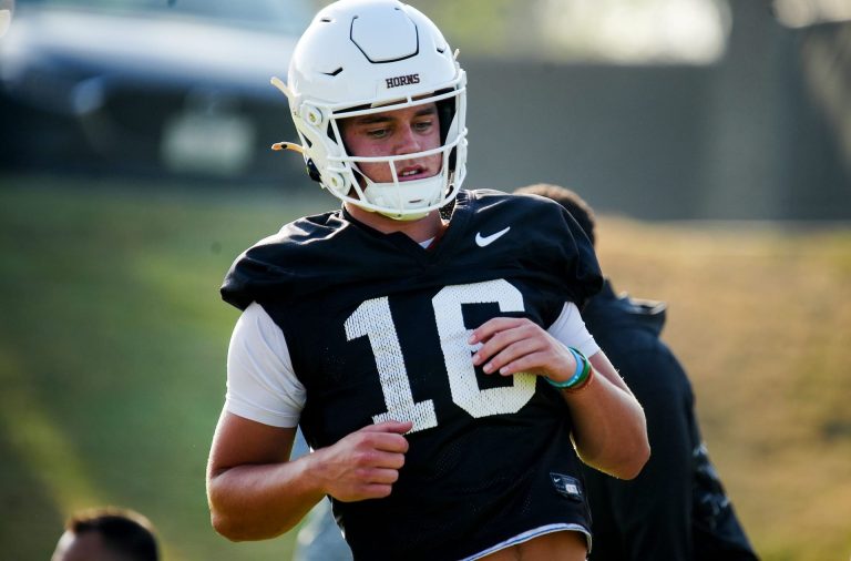 CFB fans thrash No. 1 RB Savion Hiter as he heads to Josh Huepel’s Tennessee