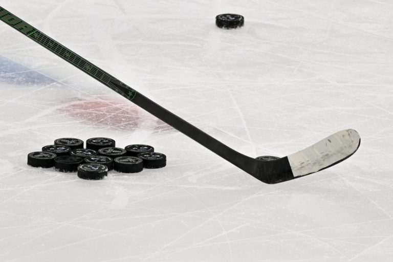 Vancouver picks D Ashton Bell to open PWHL expansion draft