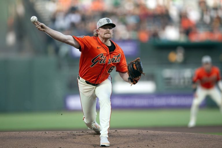 Padres, Giants clash in key divisional series by the Bay