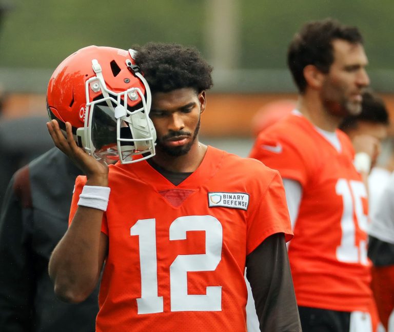 Sanders: “QB1 for practice squad”