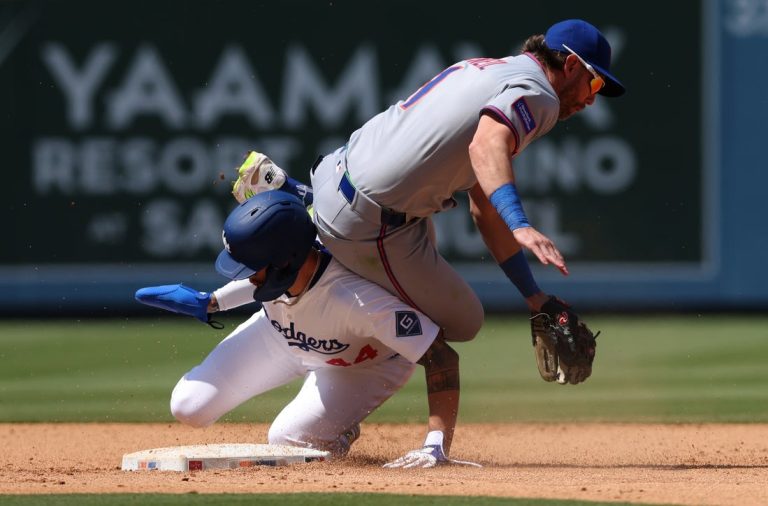 Dodgers use 3-run eighth inning to complete rally over Mets