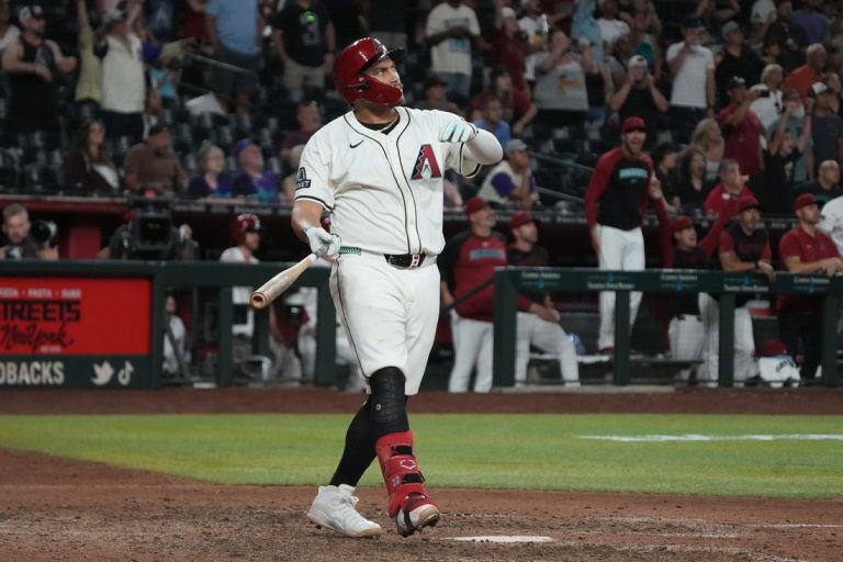 D-backs aim to ride ‘magical’ win into rematch vs. Mariners