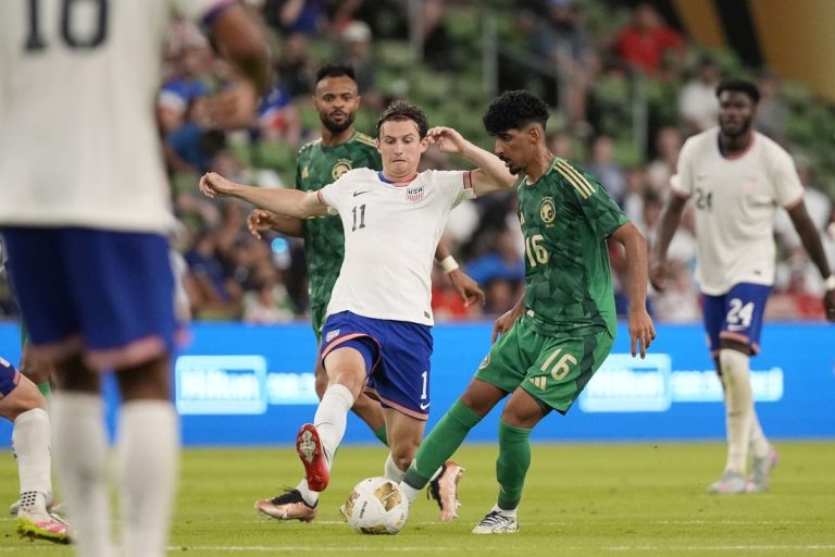 Gold Cup: USMNT nips Saudi Arabia, earns spot in quarters