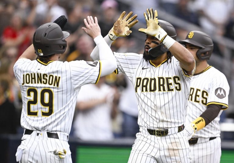 Padres face Royals, pursue first series win in two weeks