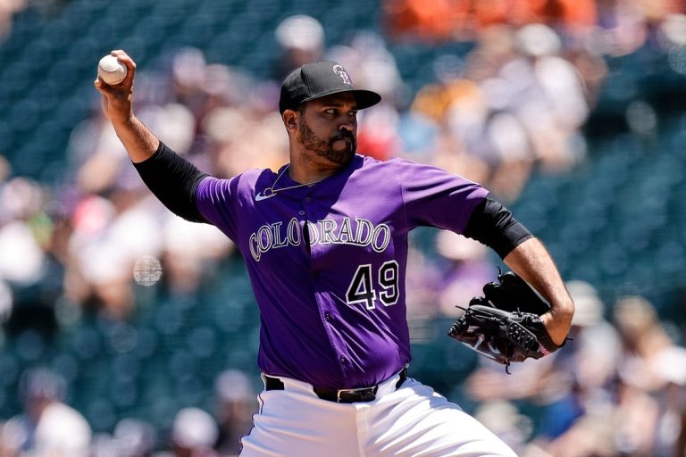 Rockies turn to Antonio Senzatela in bid to even set vs. Brewers