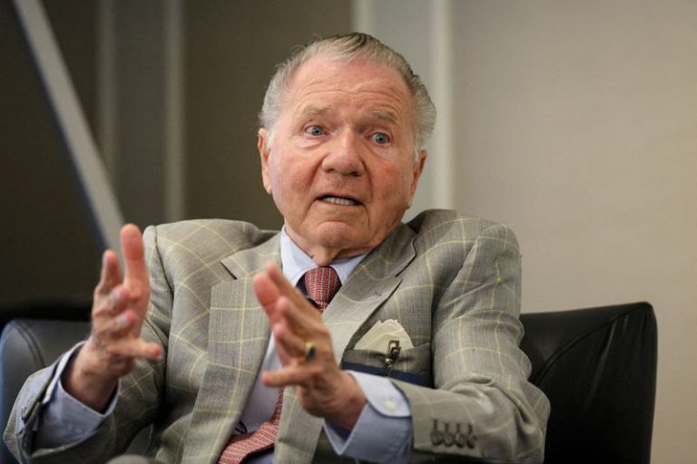 24-hour trading gaining momentum, Interactive Brokers chairman says