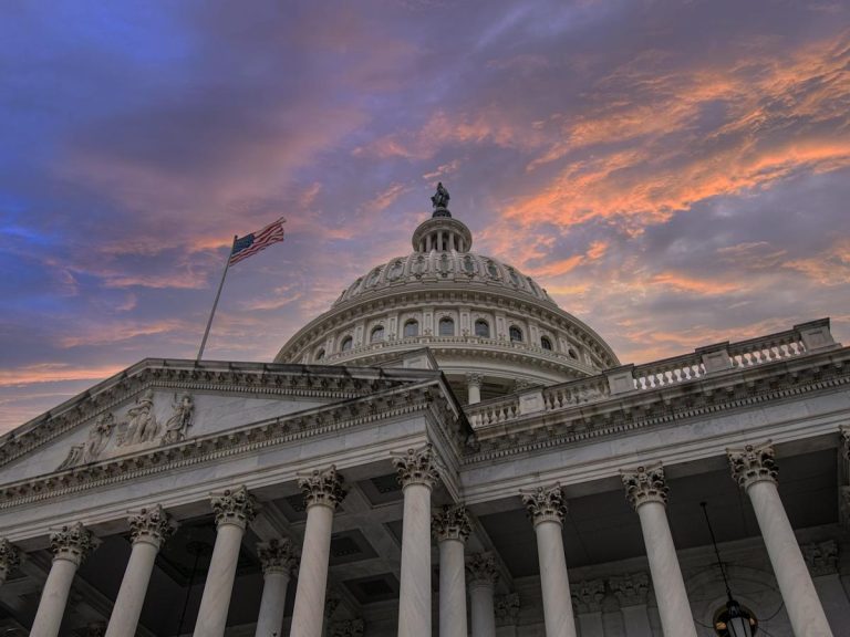 3 top experts detail how they see a possible US debt crisis unfolding