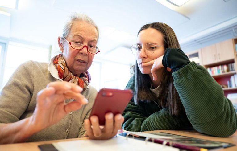 Should you use AI for your retirement plan? Expert weighs in.