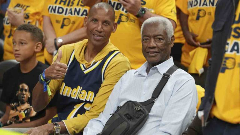Caitlin Clark, Reggie Miller, Oscar Robertson among stars at Game 3 of NBA Finals