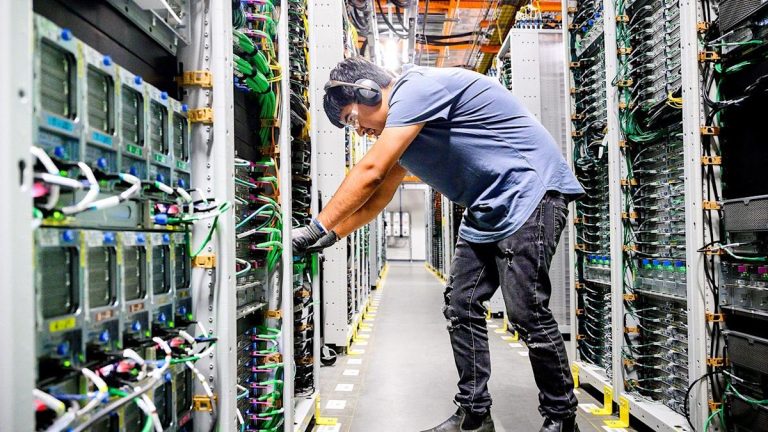 Amazon to invest $10bn in North Carolina data centres