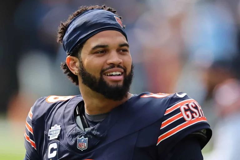 Caleb Williams Uses 2 Words To Describe Packers Fans