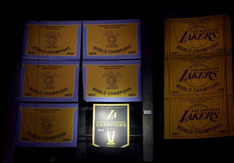 Breaking down Buss family decision to sell NBA team