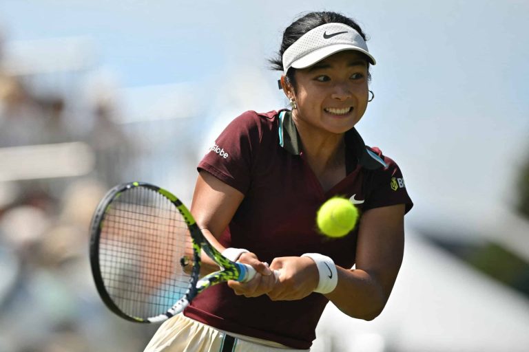 Marcos cheers tennis star Alex Eala