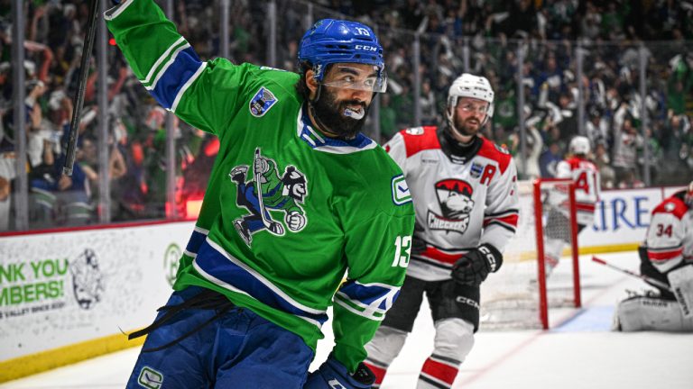 Abbotsford Canucks move within a win of Calder Cup title