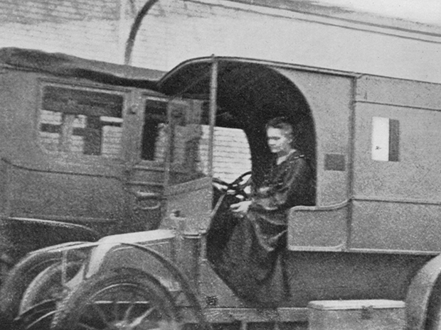 Marie Curie Invented Mobile X-Ray Units to Help Save Wounded Soldiers in World War I