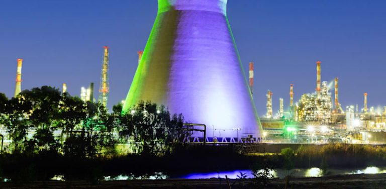 Minister denies Israel faces fuel shortage