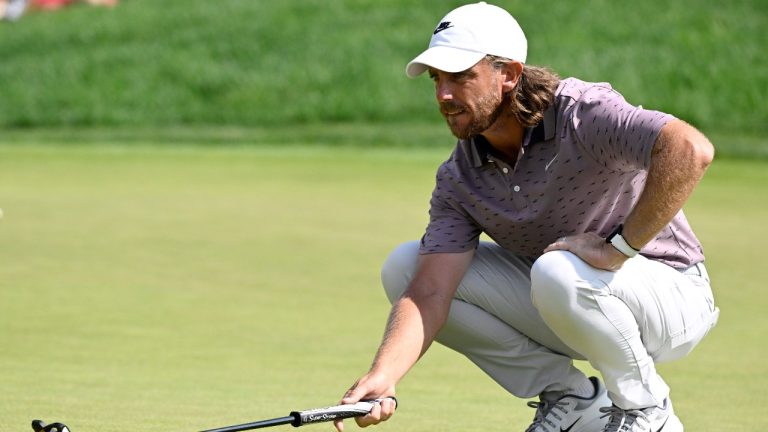 Fleetwood seizes control after Scheffler blow-up and leads Travelers by three