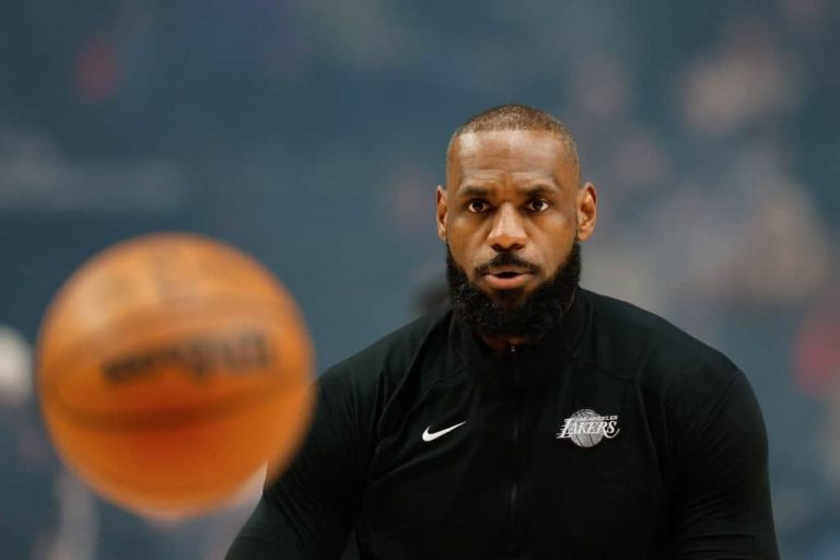 LeBron James Spurs Buzz About Retirement With Latest Post
