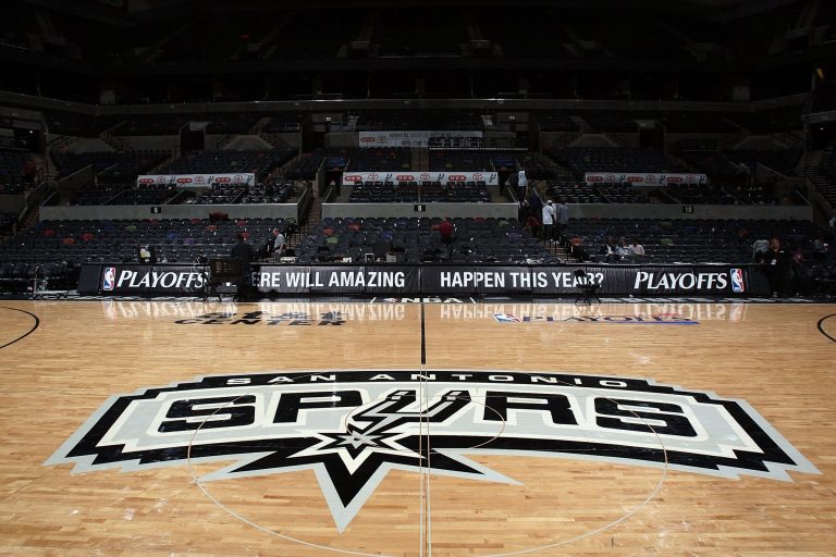 Insider Names 2 ‘Players To Watch’ For Spurs Amid Heating Trade Rumors