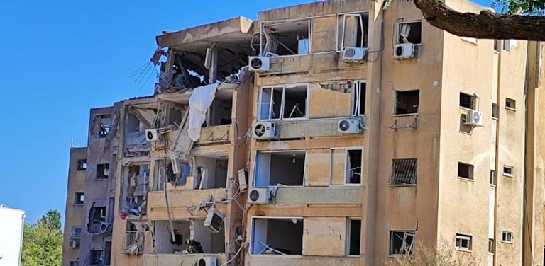 Iranian missile hits Holon housing slated for demolition