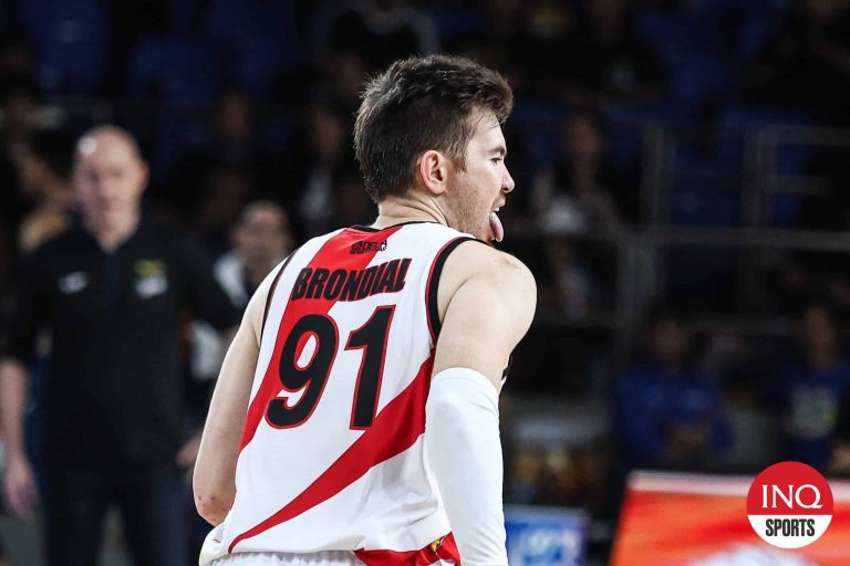 San Miguel dethrones Meralco to book semifinals ticket