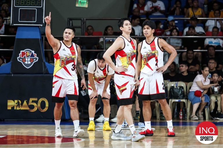 San Miguel gets back at Ginebra to tie semis at 1-1