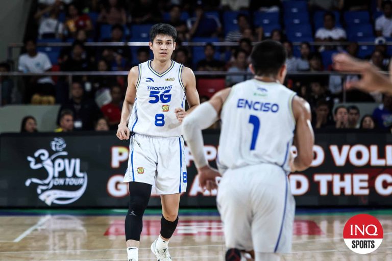 Calvin Oftana takes over for ‘amigo’ Roger Pogoy in Game 2