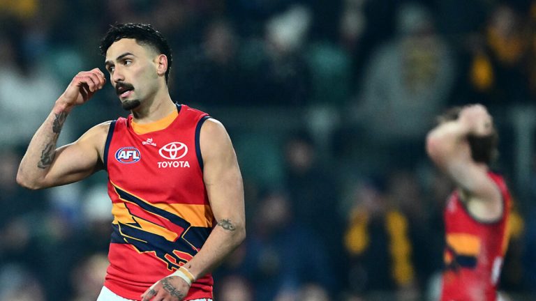 Footy Fix: The 30-second disasterclass that cruelled the Crows