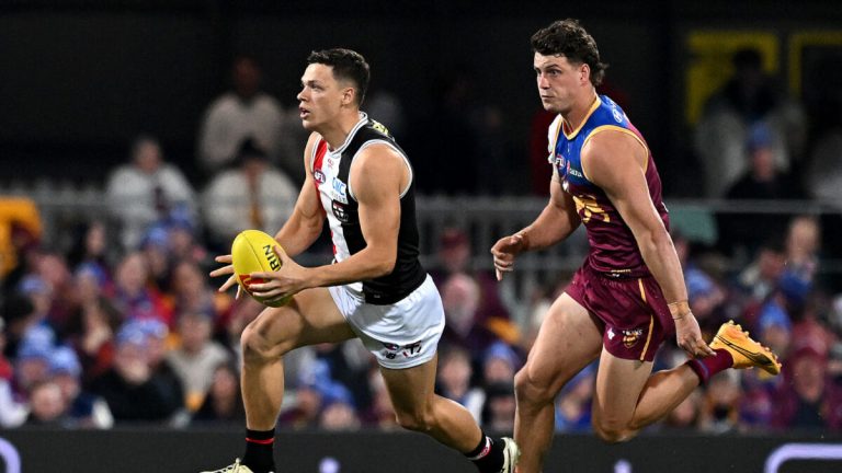 Windhager slapped with fine for incident during Daicos tagging duel as Carlton midfielder gets big striking penalty