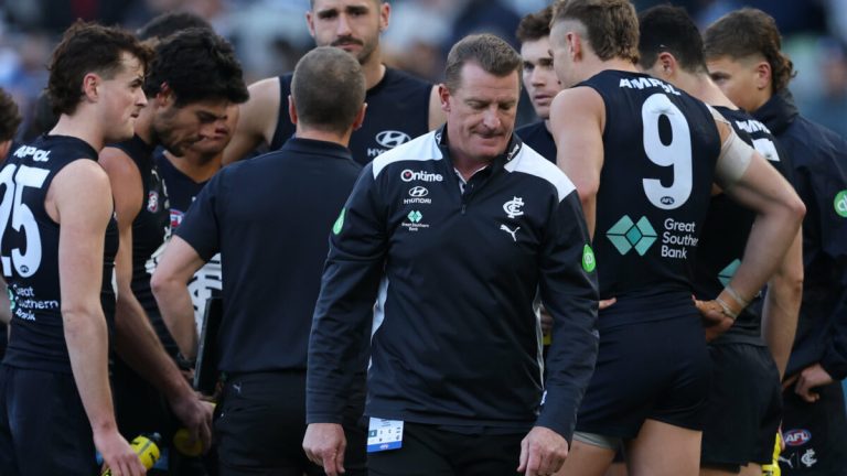 Footy Fix: Horrendous, hopeless Blues reach the point of no return