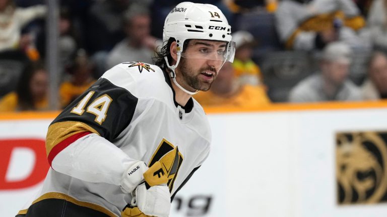 Hague signing extension with Predators after trade from Golden Knights