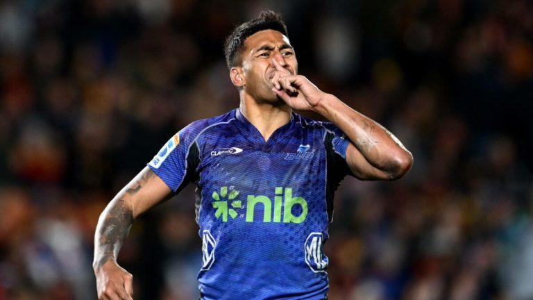 Blues beat Chiefs with 82nd minute try to flip Super Rugby season on its head