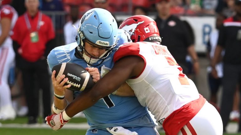 Mill, Adams Jr. score fourth-quarter TDs to lead Stampeders past Argos