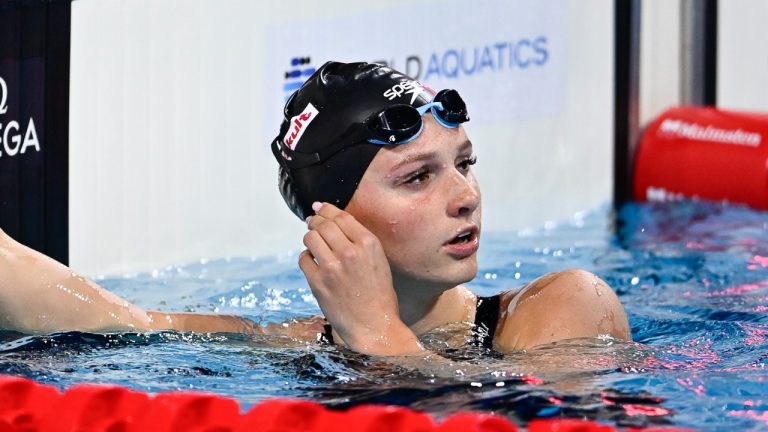 McIntosh headlines 28-swimmer Canadian roster for world championship