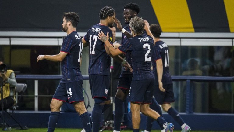 U.S. overcomes Freese gaffe as to beat Haiti, win Concacaf Gold Cup group