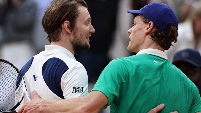 Alexander Bublik breaks Jannik Sinner’s long-standing streak in Halle