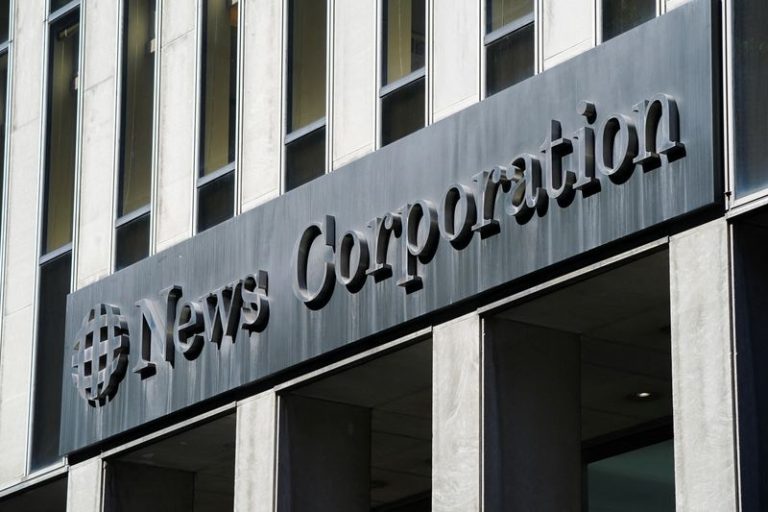 News Corp to extend CEO’s contract through June 2030, company says