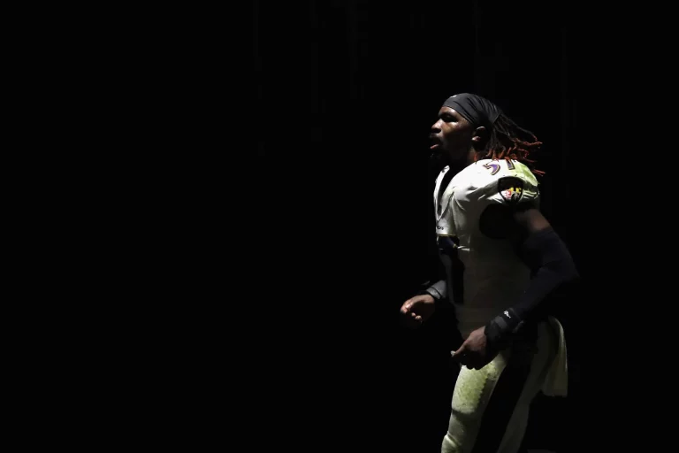 C.J. Mosley Makes Big Career Announcement